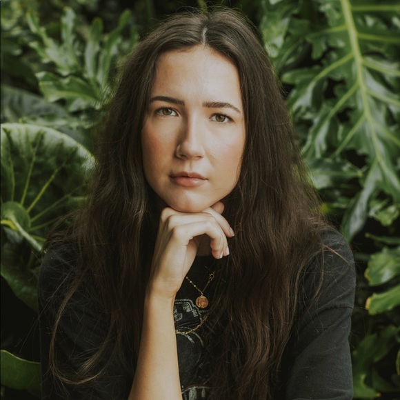 Meet the Posher - Picture 1 of 8